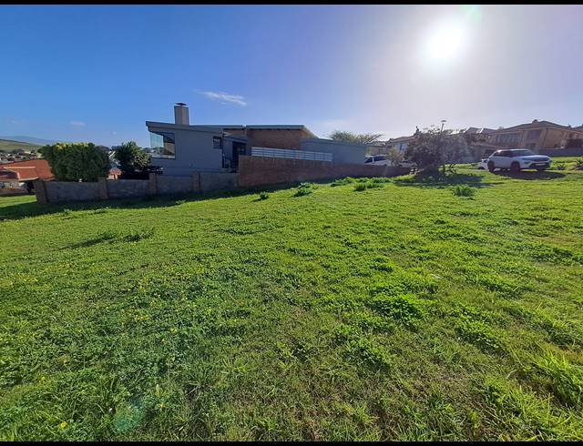 585M² VACANT LAND FOR SALE IN MONTE CHRISTO